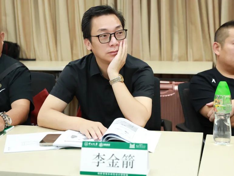 【中大研修学刊】第二期 学有所得，笃行所学，做引领未来的先行者！